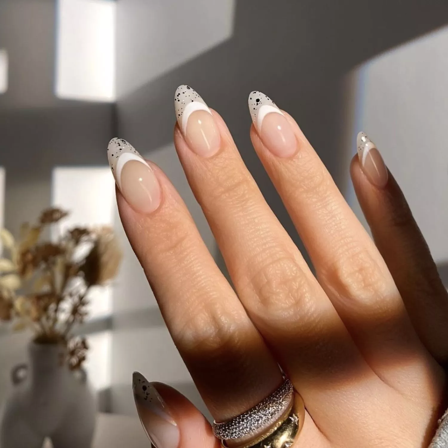 French Manicure 2024: Trends and New Interpretations in French Technique