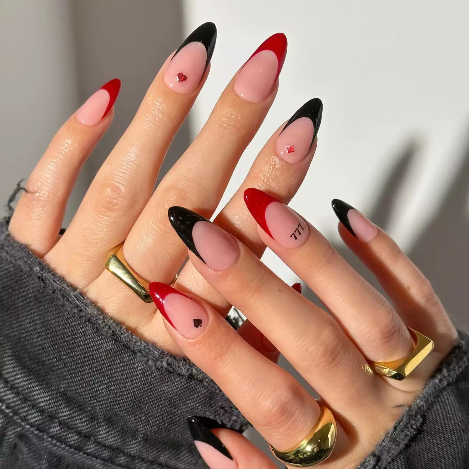 Trendy French Manicure for October 2024: Top 8 Fashionable Ideas for Autumn