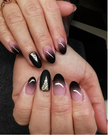22 Black Ombré Nail Looks to Try